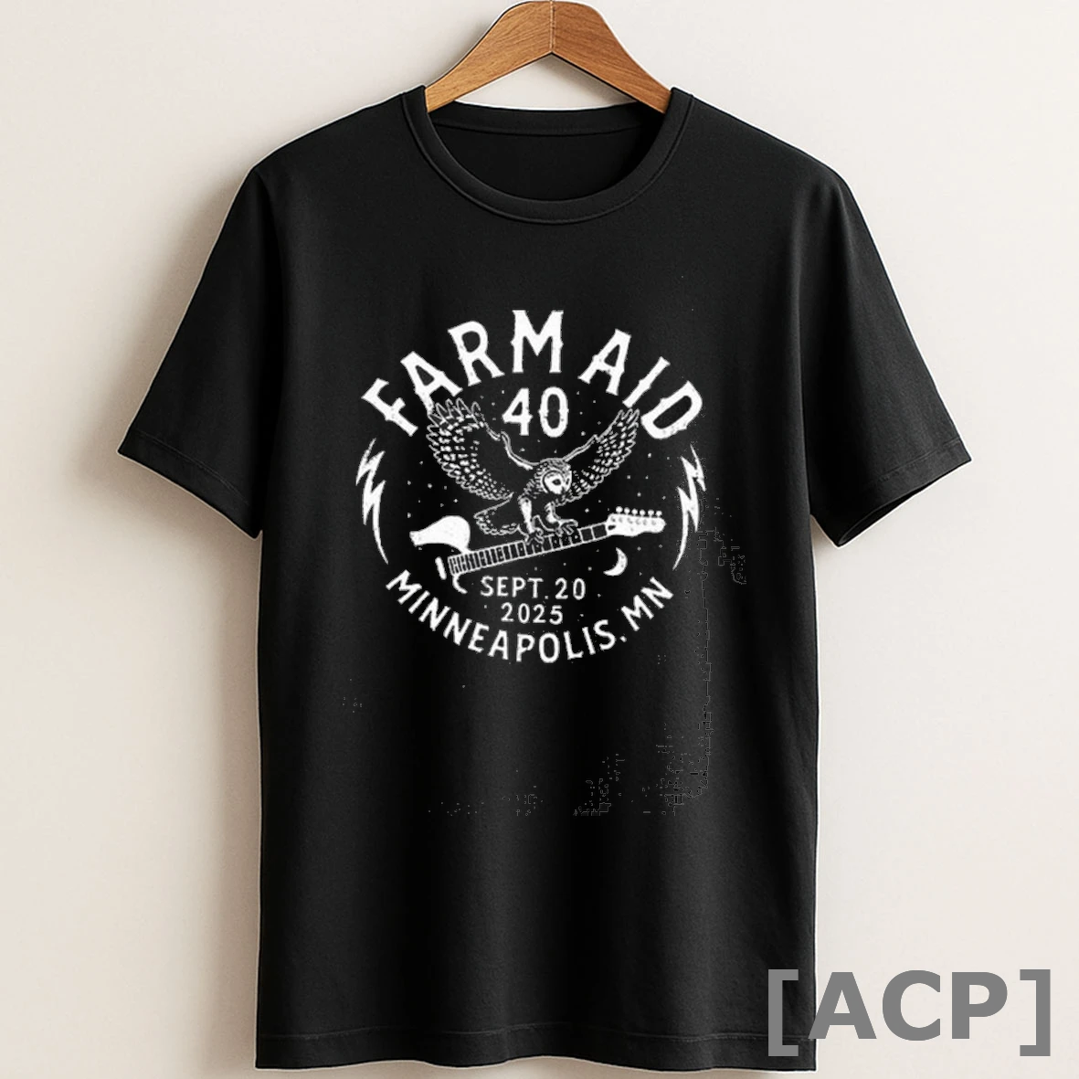 Original Farm Aid 40 Barn Owl 2025 T Shirt Sweater