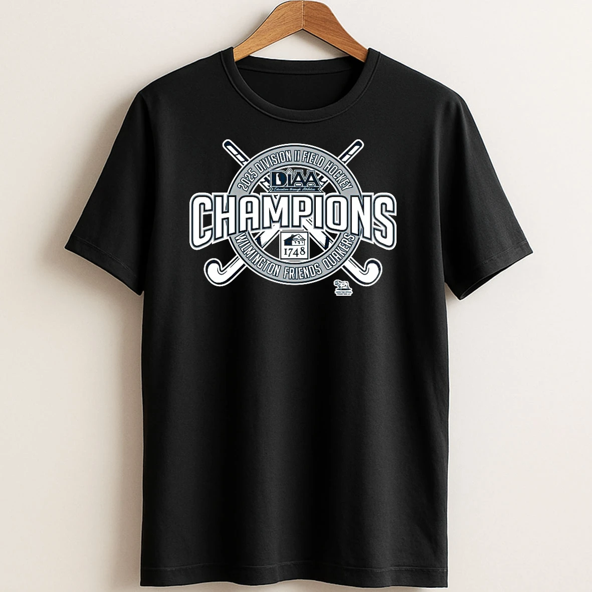 Original Wilmington Friends Quakers 2025 Diaa Division Ii Field Hockey Champions T Shirt Sweater